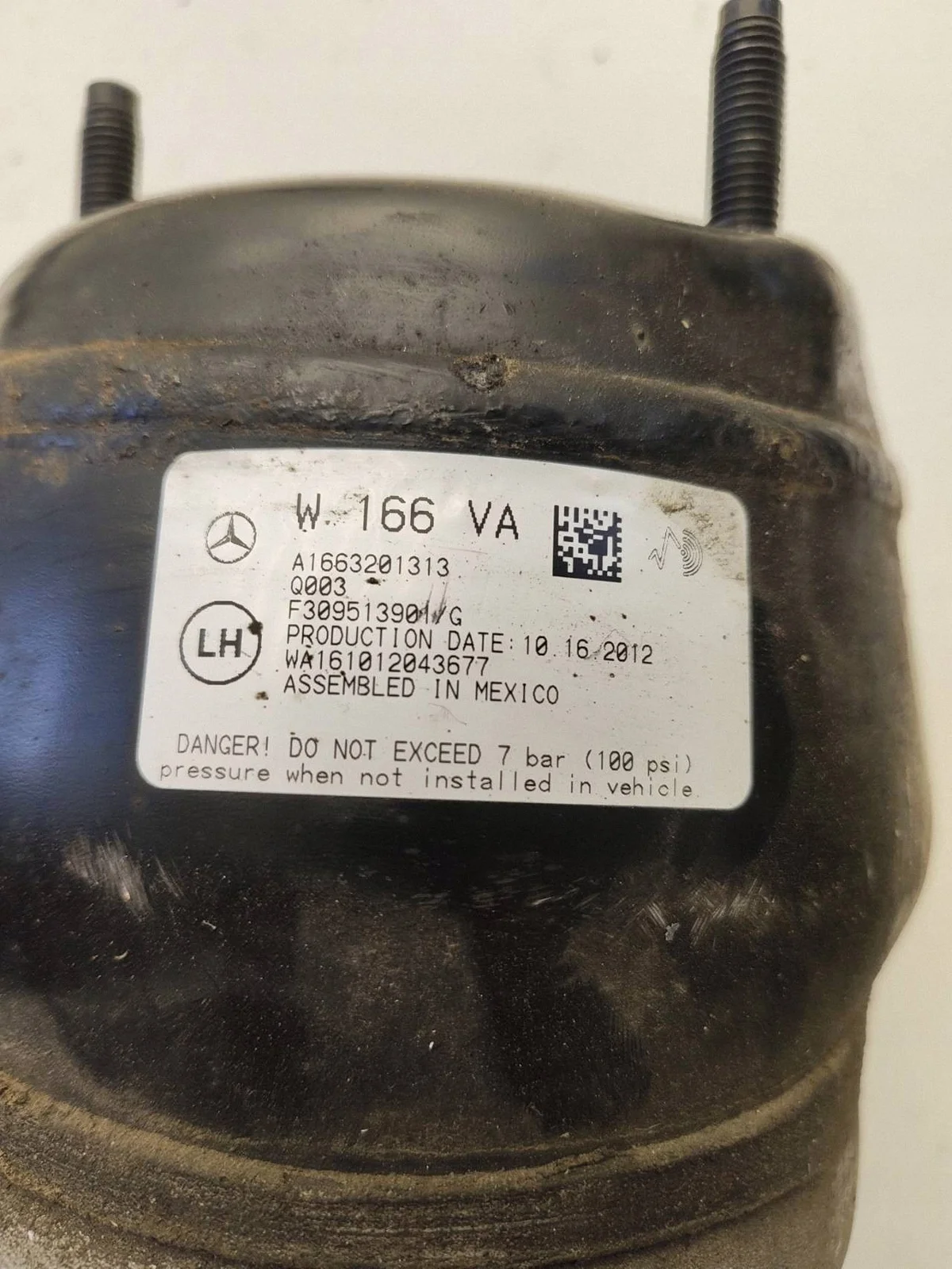 Mercedes ML GLE W166 Front Shock Absorber image 4