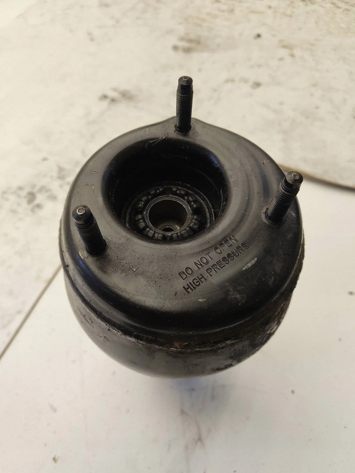 Mercedes W166 ML GLE GLS Front Right Shock Absorber image 3