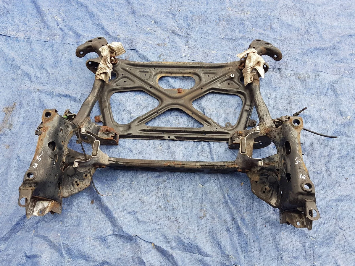 Support de boîte Audi A8 D4 4H0399252