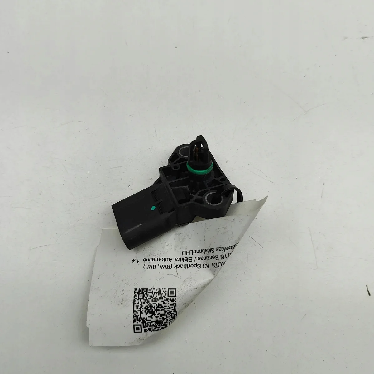 Audi A3 S3 8V 2016 Air Pressure Sensor 04C906051 image 2