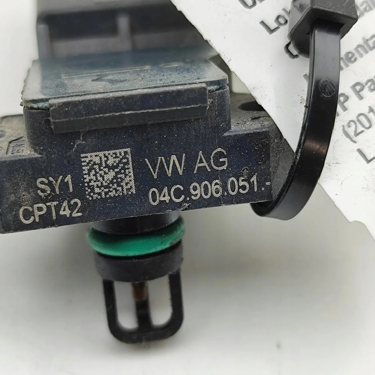 Audi A3 S3 8V 2016 Air Pressure Sensor 04C906051 image 5
