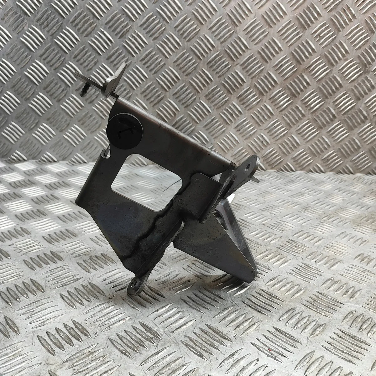 Support radiateur Mercedes-Benz M (W166) A1666260529 image 3