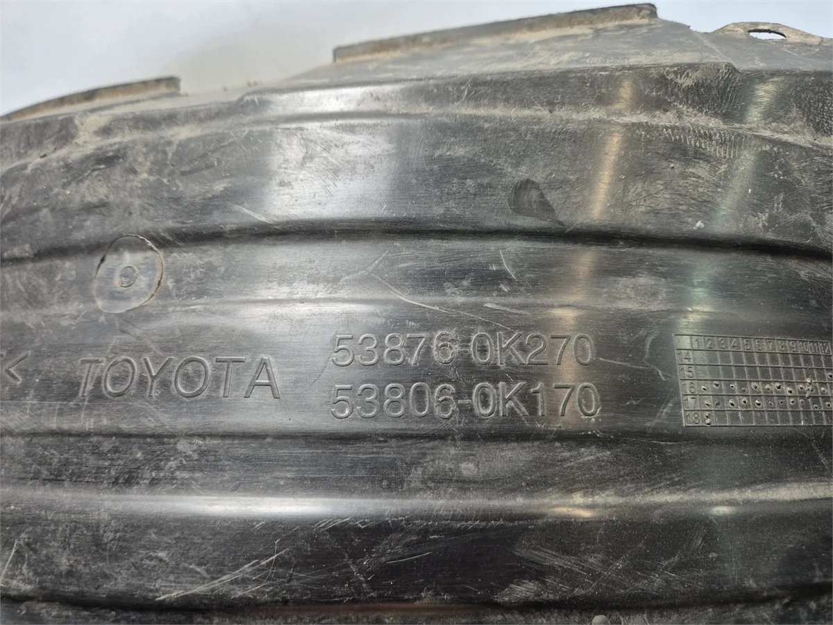 Kotflügel Toyota Hilux 8 VIII links vorne image 4