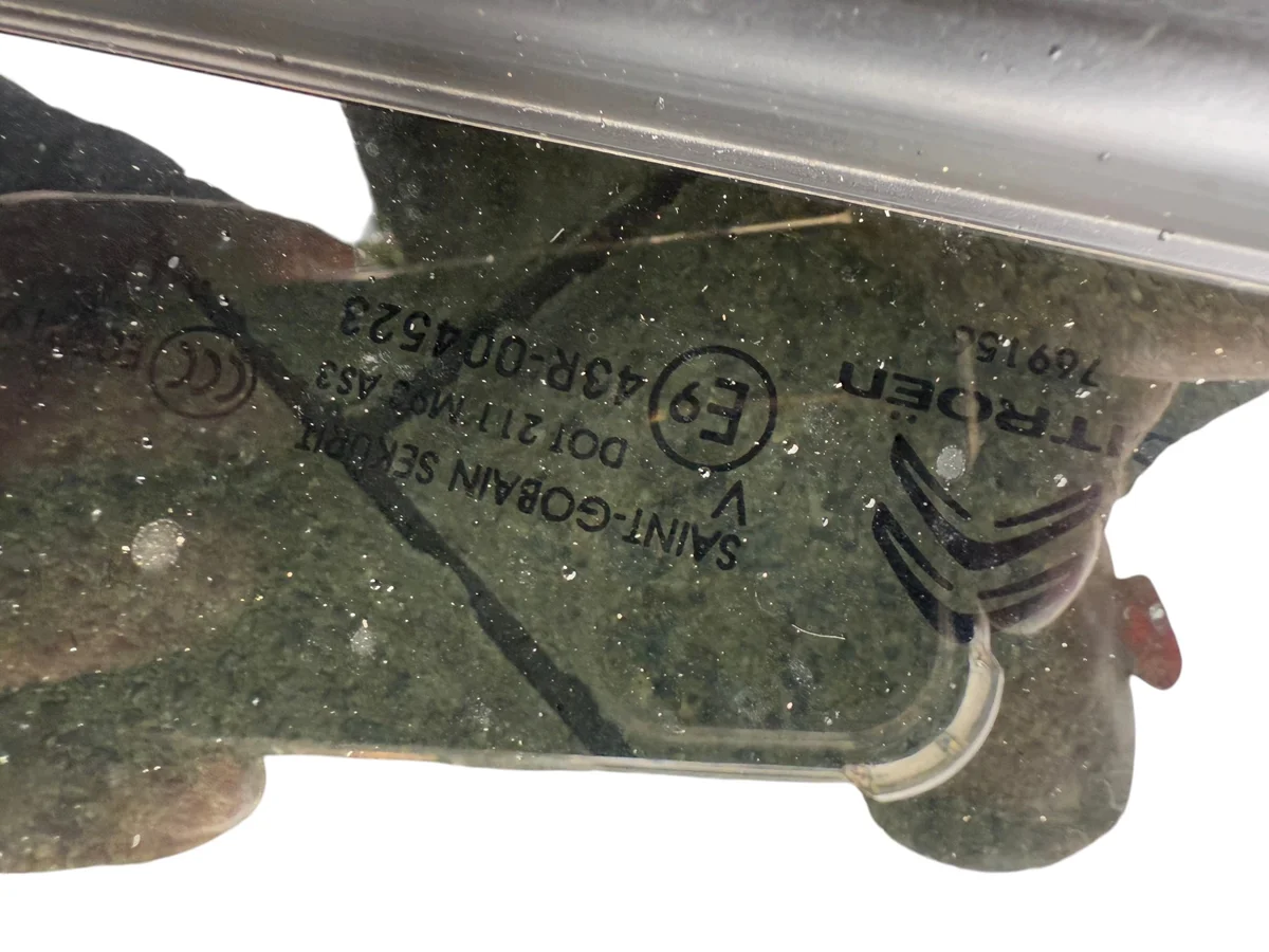 Citroen C4 Grand Picasso II linke hintere Türscheibe image 3