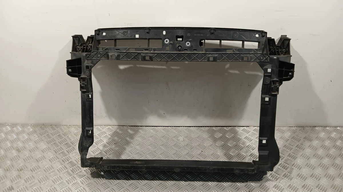 Rinforzo anteriore Skoda Kodiaq 565805588P usato