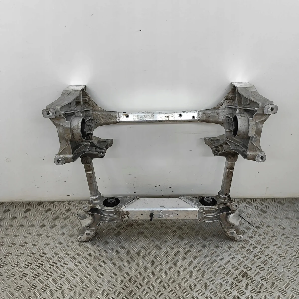 Audi Q8 2023 Subframe Dianteiro 4KE399313E