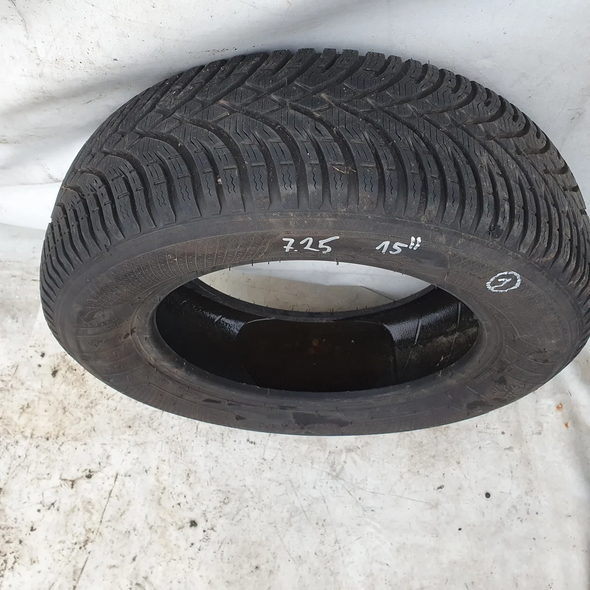 Pneu hiver Kleber 195/65 R15 image 3