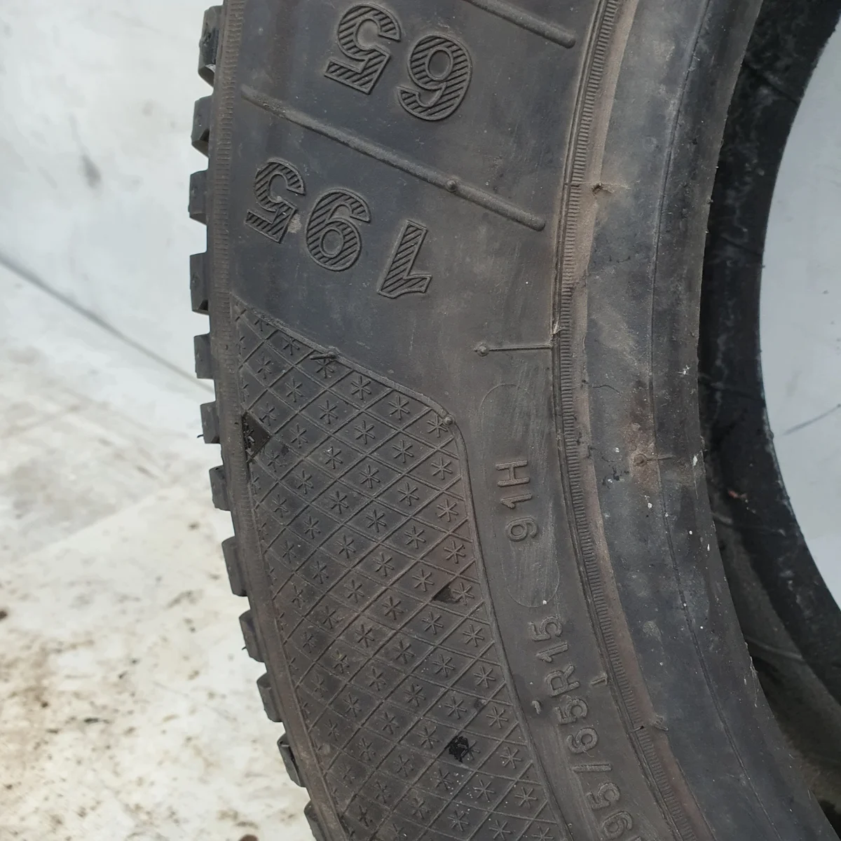 Pneu hiver Kleber 195/65 R15 image 7