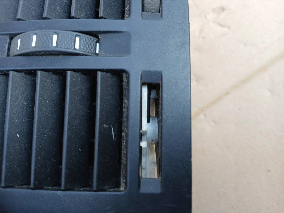 Skoda Yeti Rear Air Vent 1Z0819203