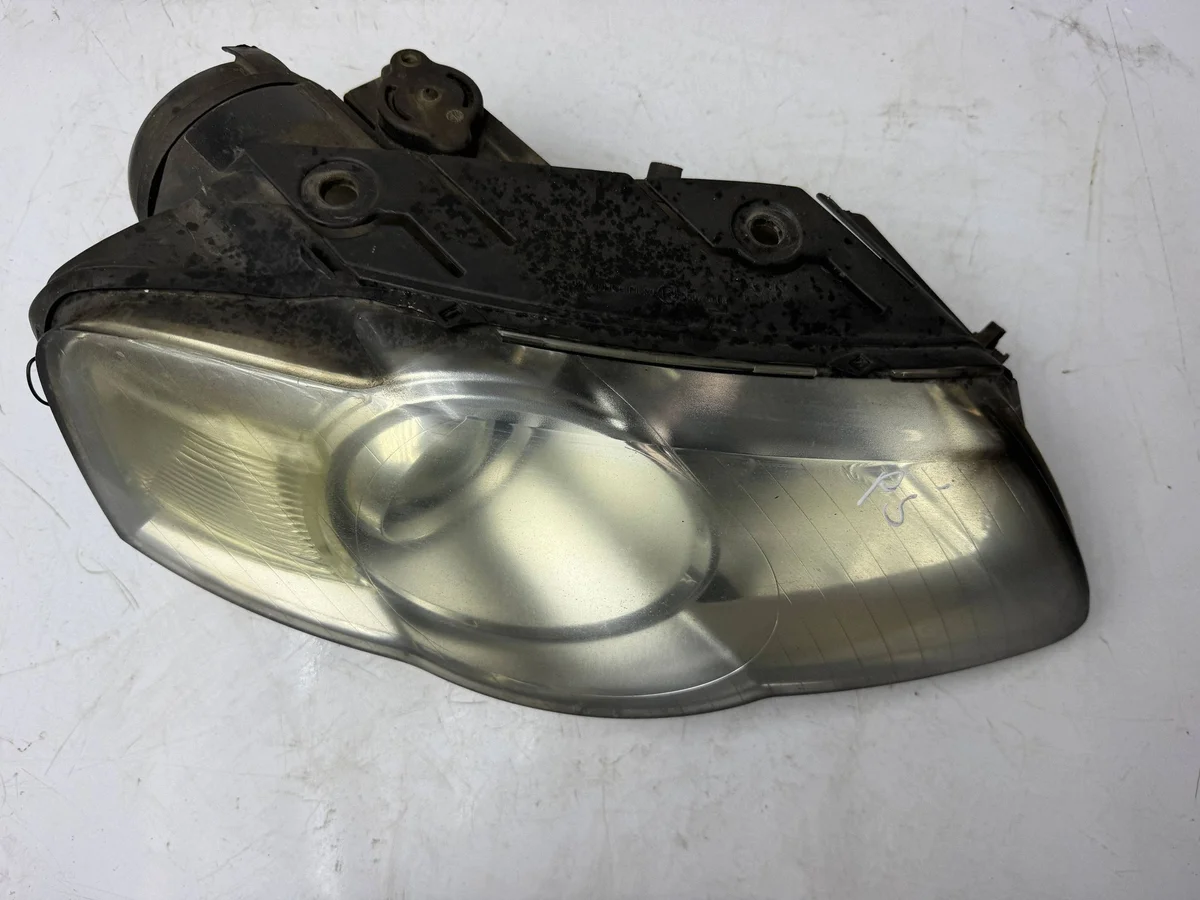 Phare Droit Volkswagen Passat B6 KOR3621 image 3