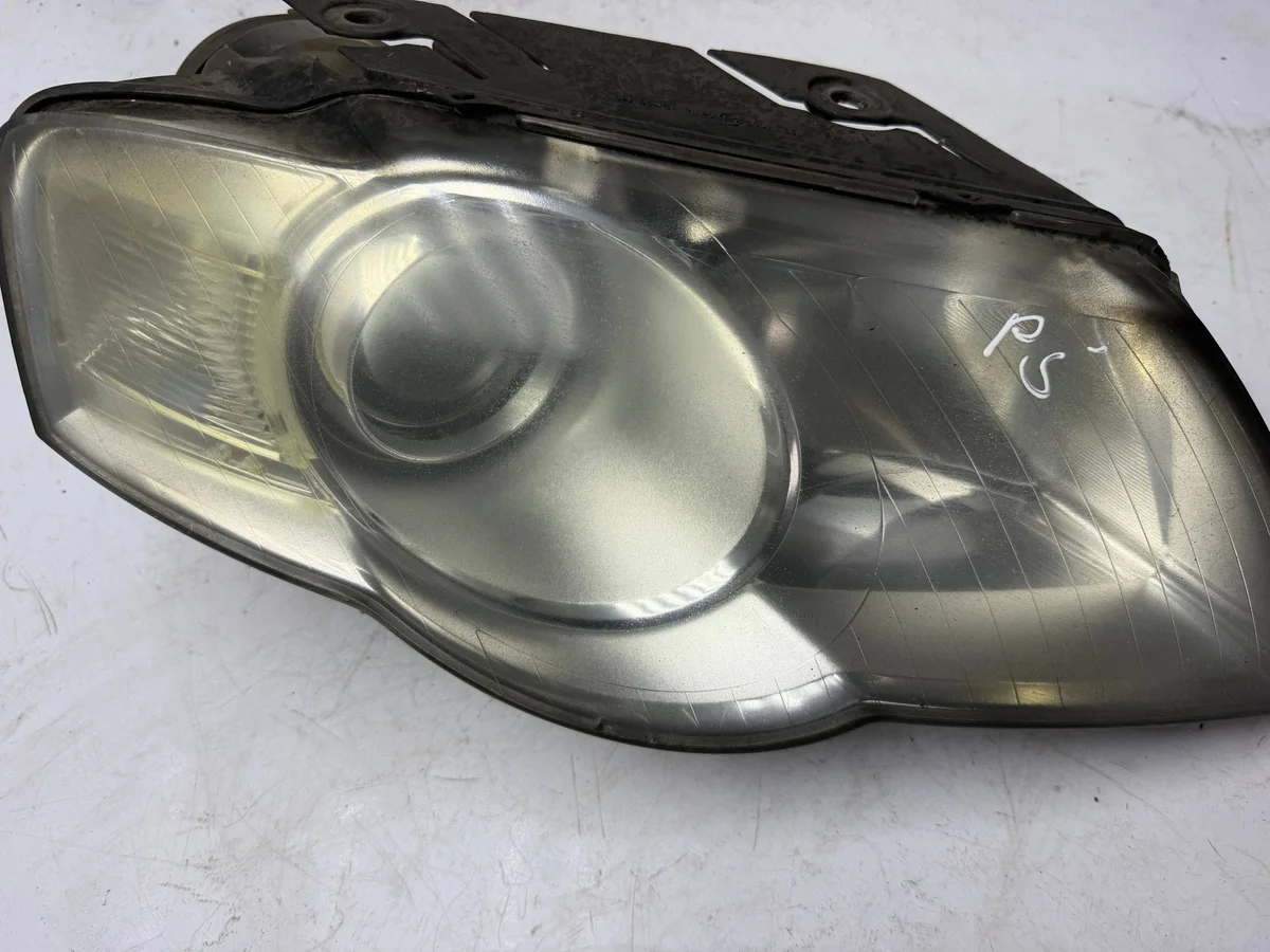 Phare Droit Volkswagen Passat B6 KOR3621 image 4