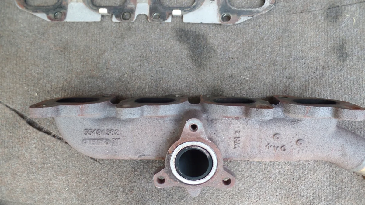 Opel Exhaust Manifold 55491382 Used
