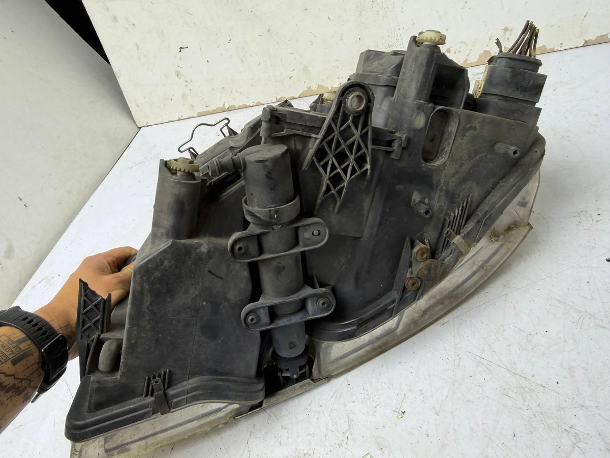 Scheinwerfer rechts Skoda Superb B5 I KOR3631 image 8