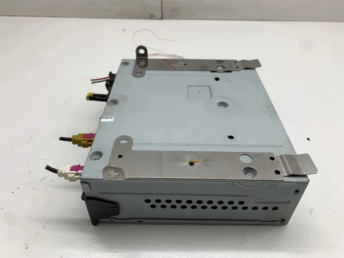 Radio-CD-soitin Audi A4 B8 4F0035541L image 3