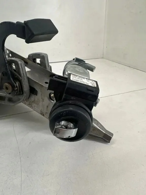 MAZDA 3 BK Wielas As ZG520149B Gebruikt image 4