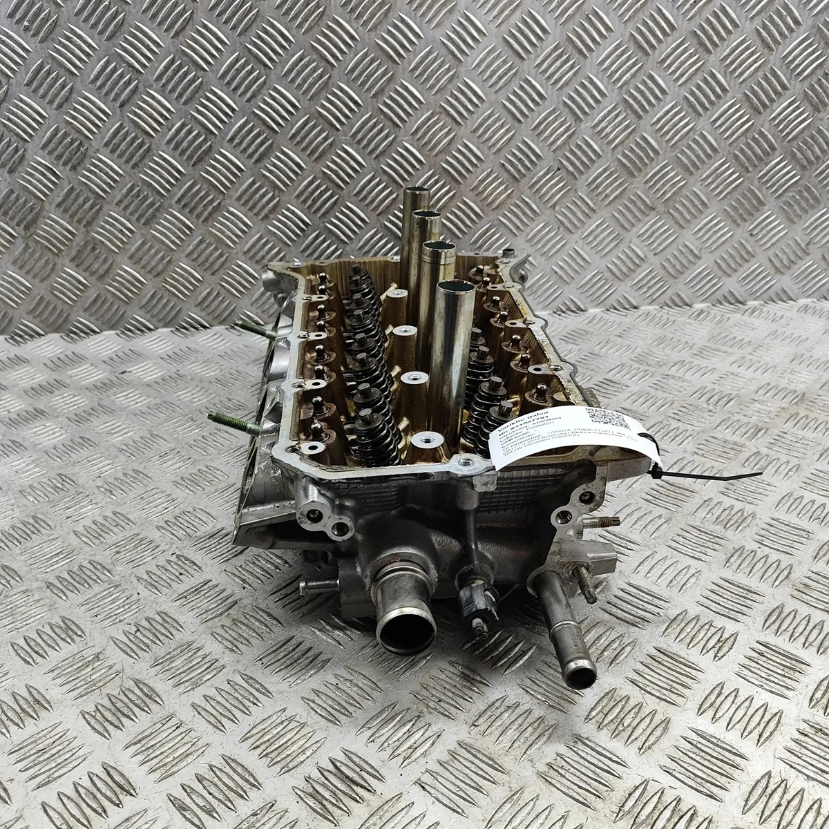 Cilinderkop Toyota Prius Plus 1.8L image 6