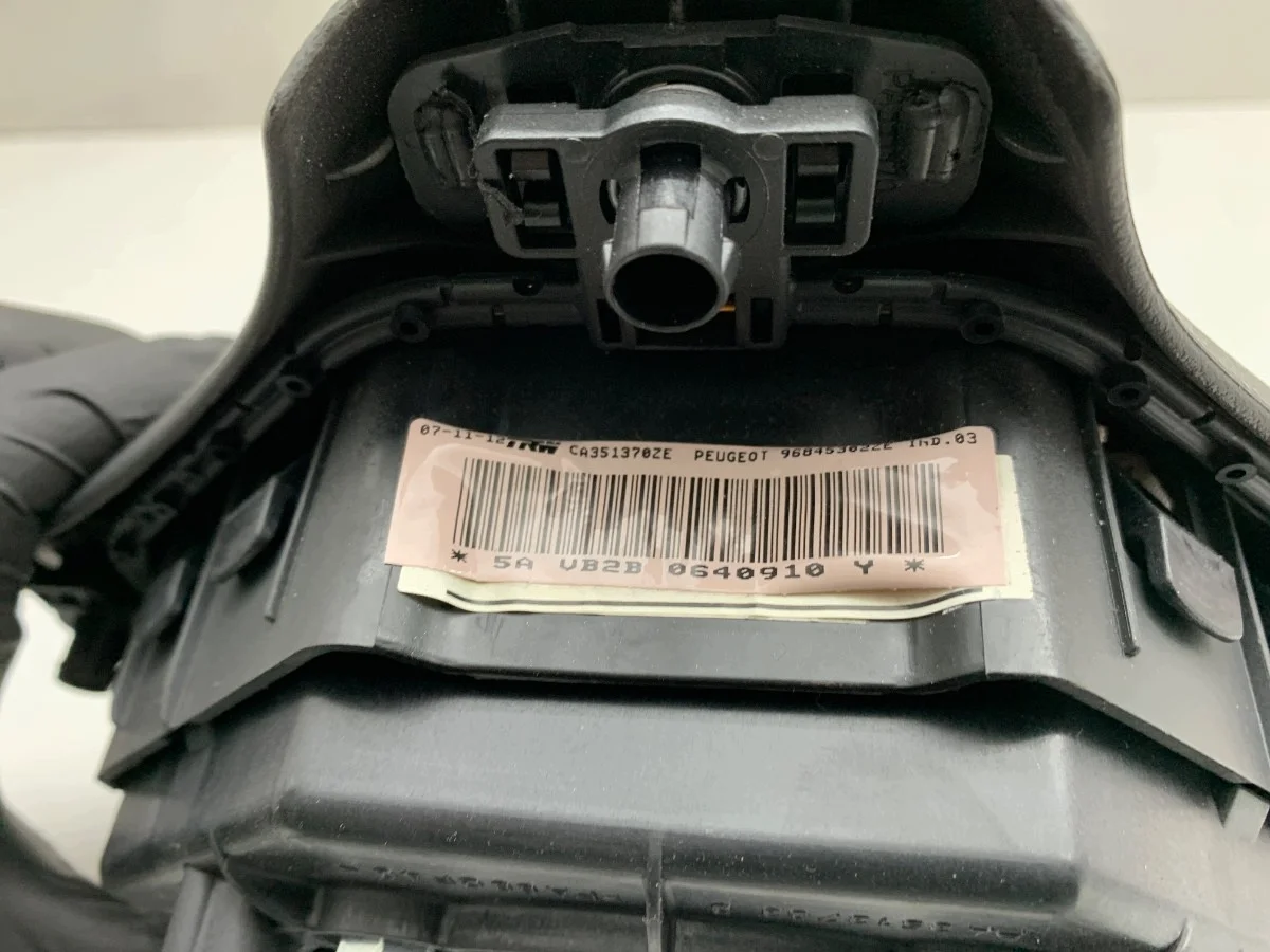 Airbag Fahrer Peugeot 3008 96845302ZE gebraucht image 5