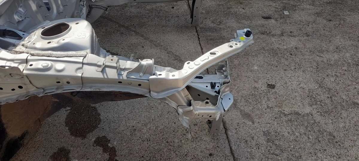 Toyota Corolla E21 Kombi Avant OEM 00009888 image 7