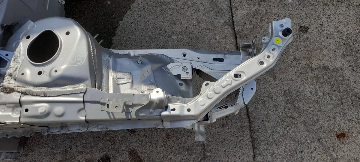 Toyota Corolla E21 Kombi Avant OEM 00009888 image 8