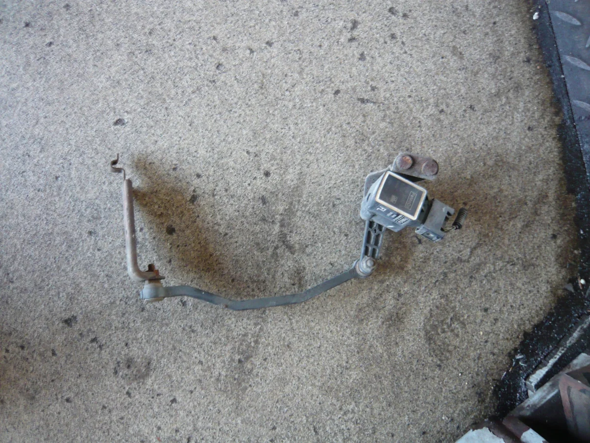 Xenon koplamp nivellering sensor Volvo V70 III S80 II