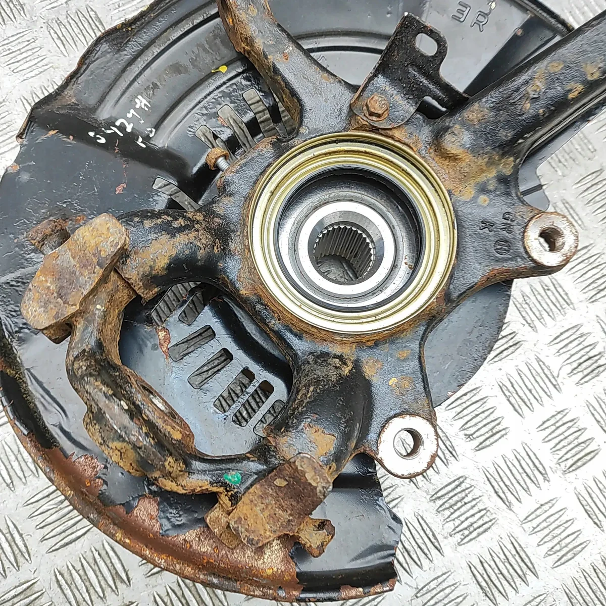 Achsschenkel vorne rechts Toyota Hilux VIII image 6