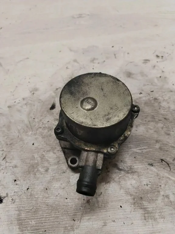 Vacuum Fuel Pump 8200113585 for Renault image 2