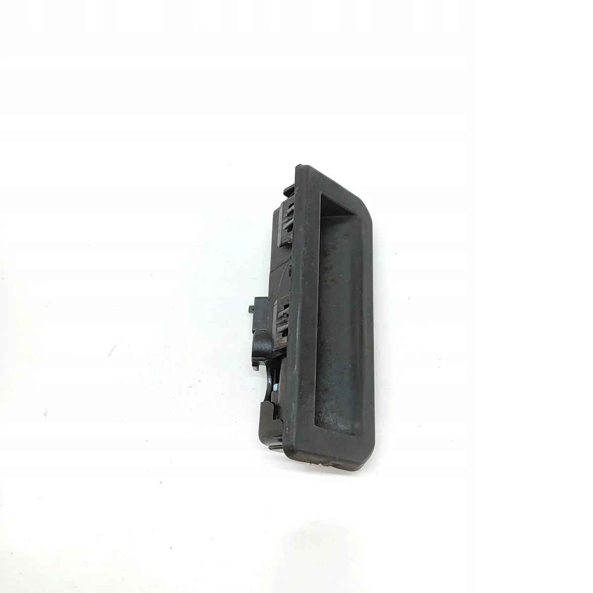 Audi A3 8Y Manija Maletero 6v0827566 image 3