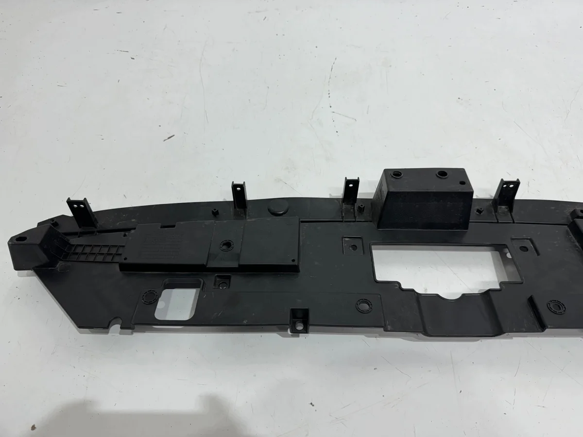 Chery Jaecoo J7 23-> Cache supérieur avant image 5