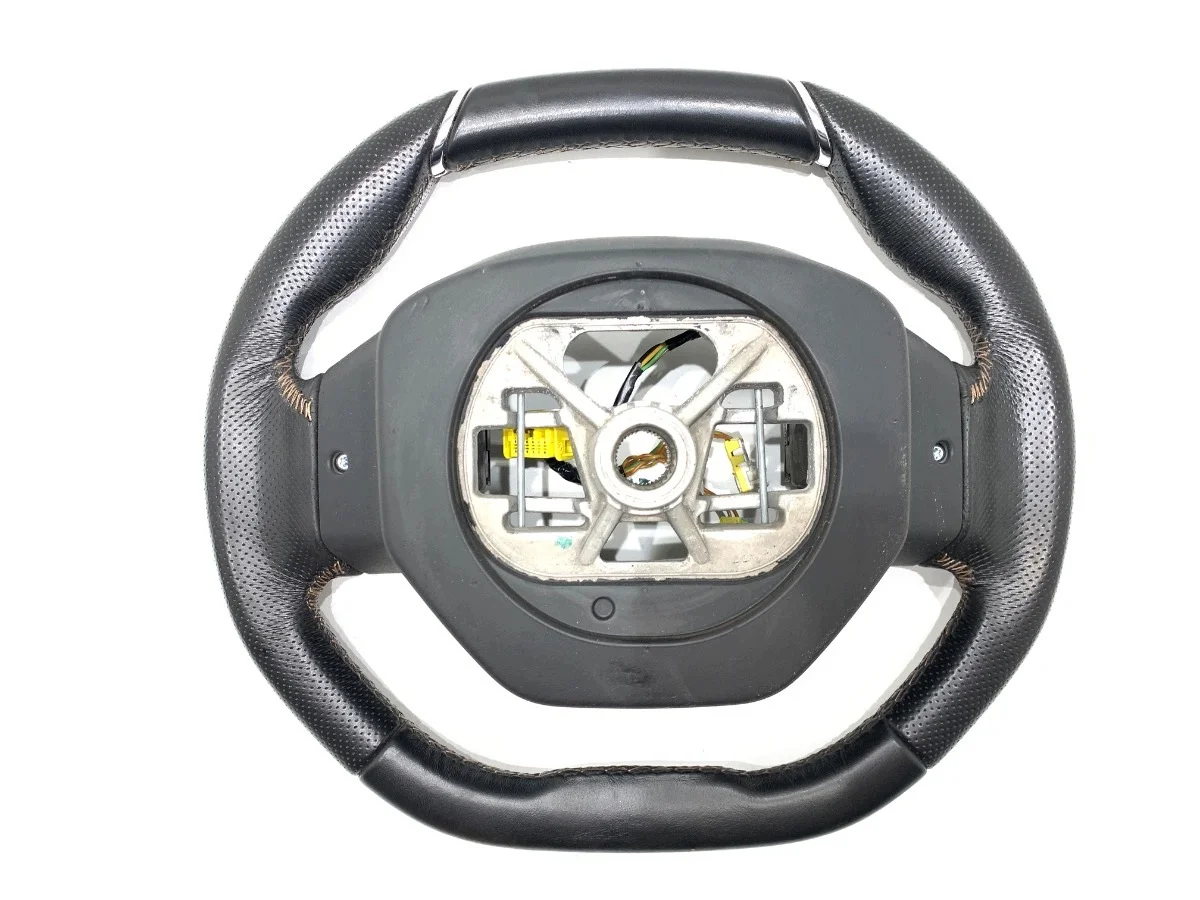 Lenkrad Peugeot 5008 II gebraucht OEM image 4