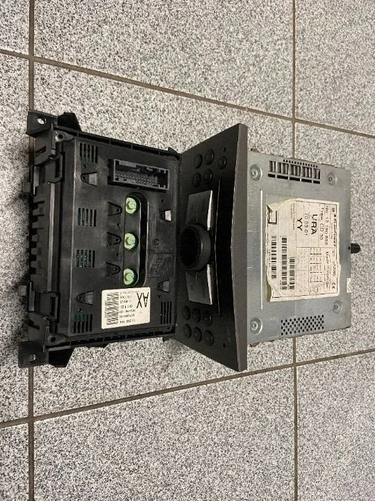 Multimedia-Radio Opel Astra H 13208194