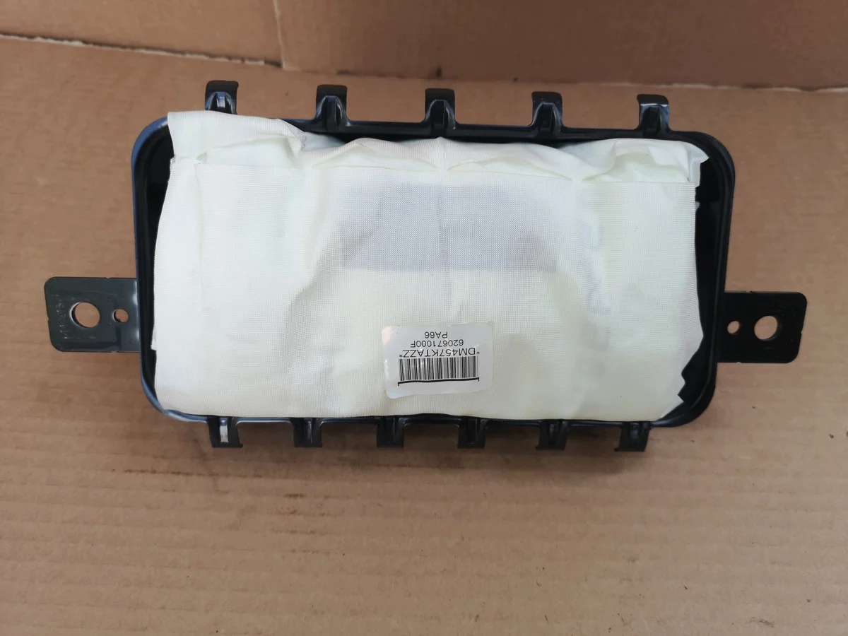 Airbag passagerare Kia Carens IV 84530-A4000