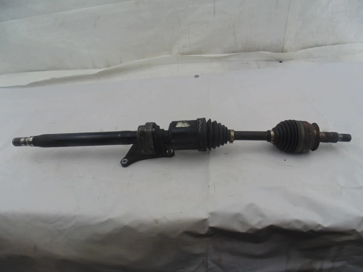 Supporto semiasse Opel Insignia 2.0CDTI usato