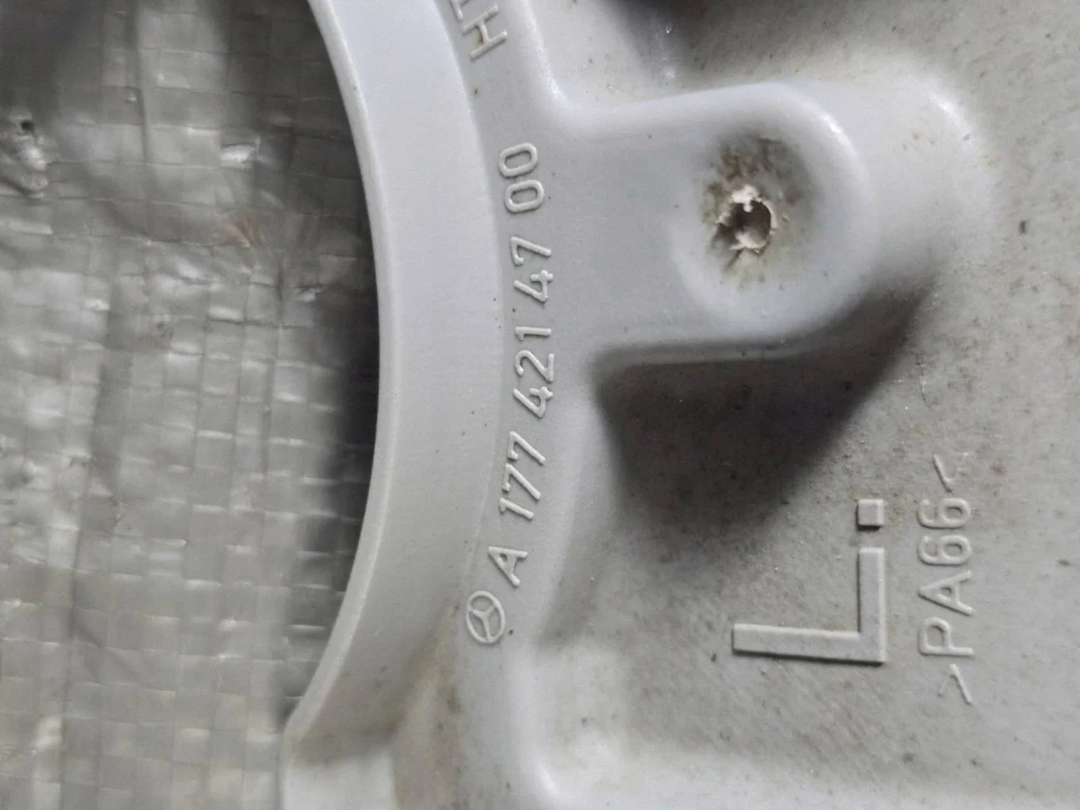 Mercedes-Benz EQB Vorderachse links A1774214700 image 5