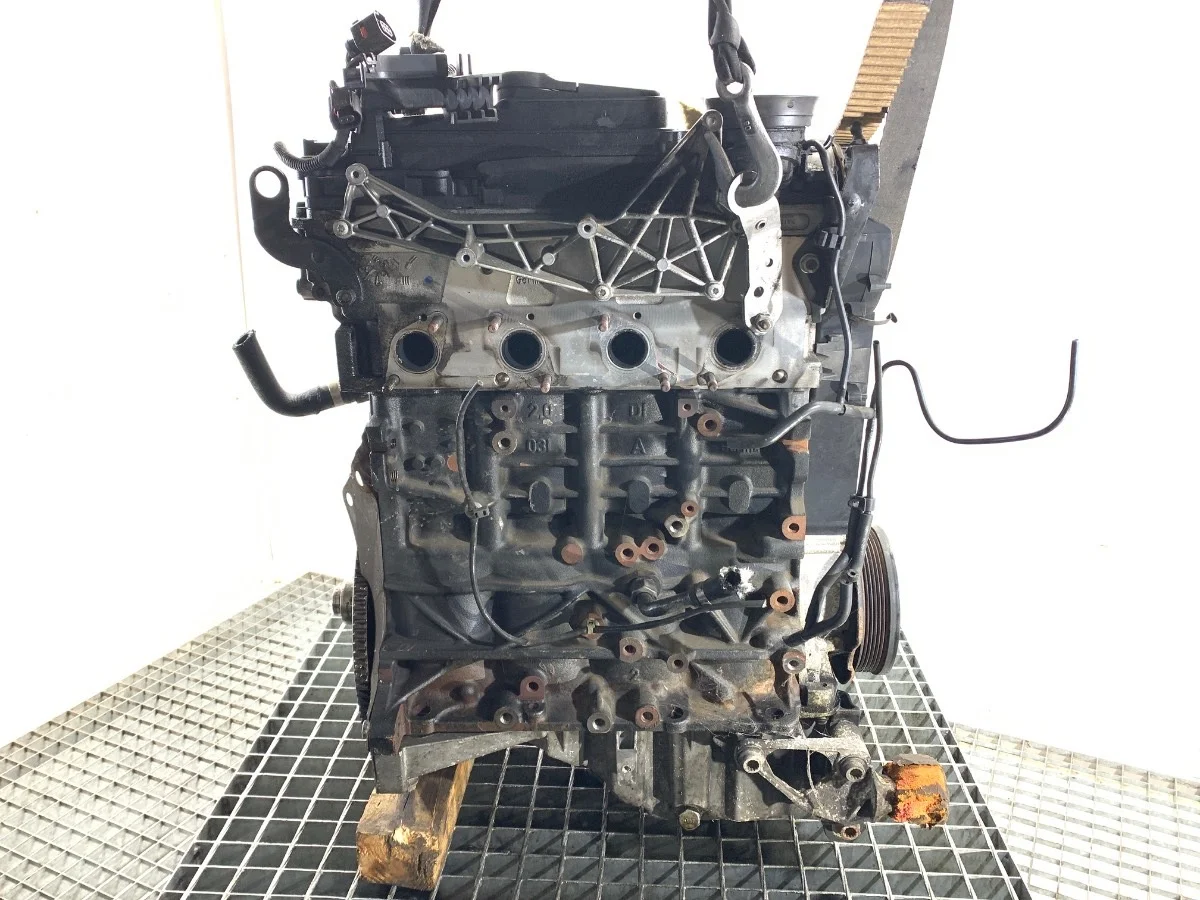 Moottori Audi A4 B8 2.0 143hv CAG image 3
