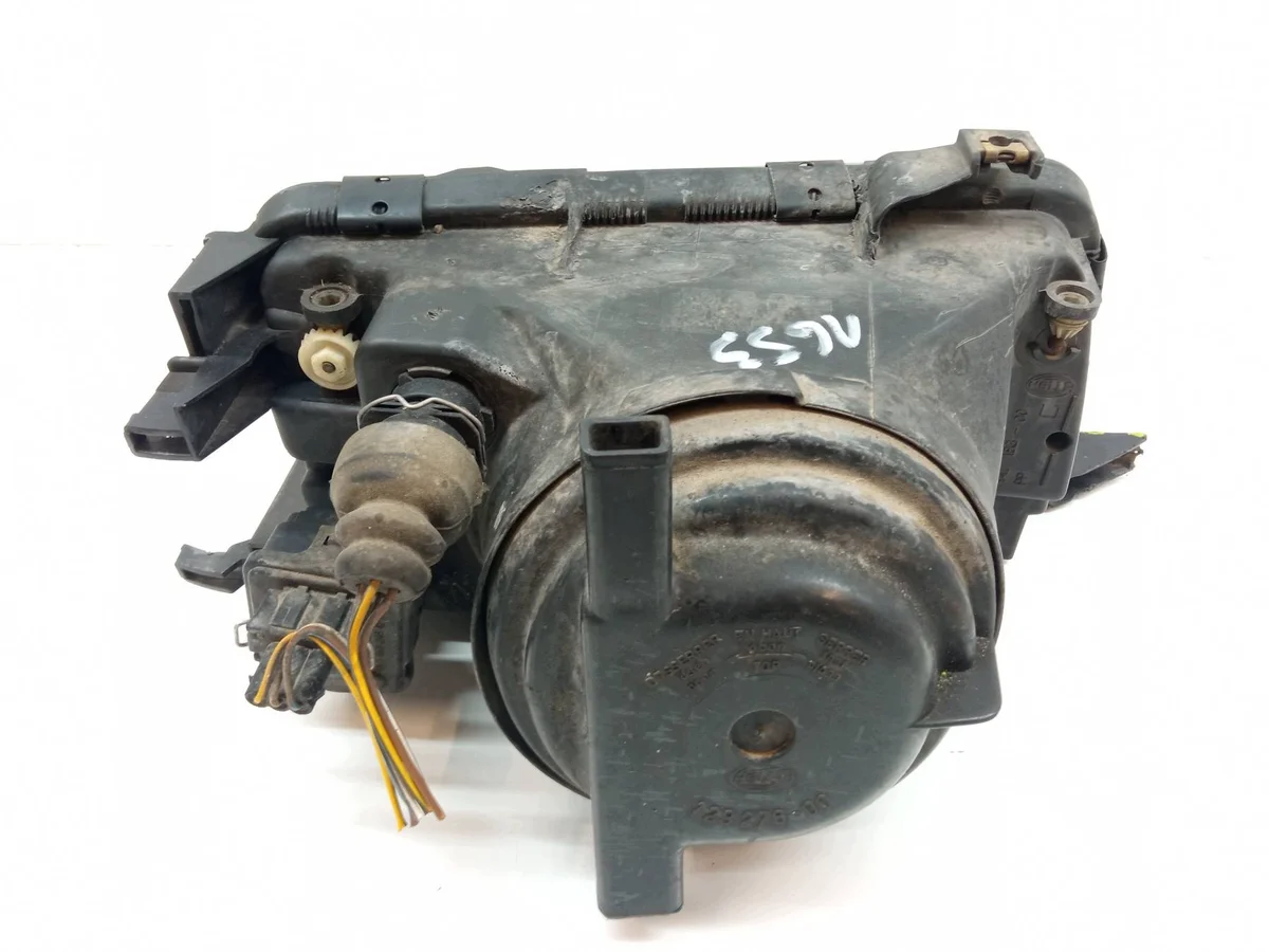 Audi 80 IV B4 Scheinwerfer Links Gebraucht image 3