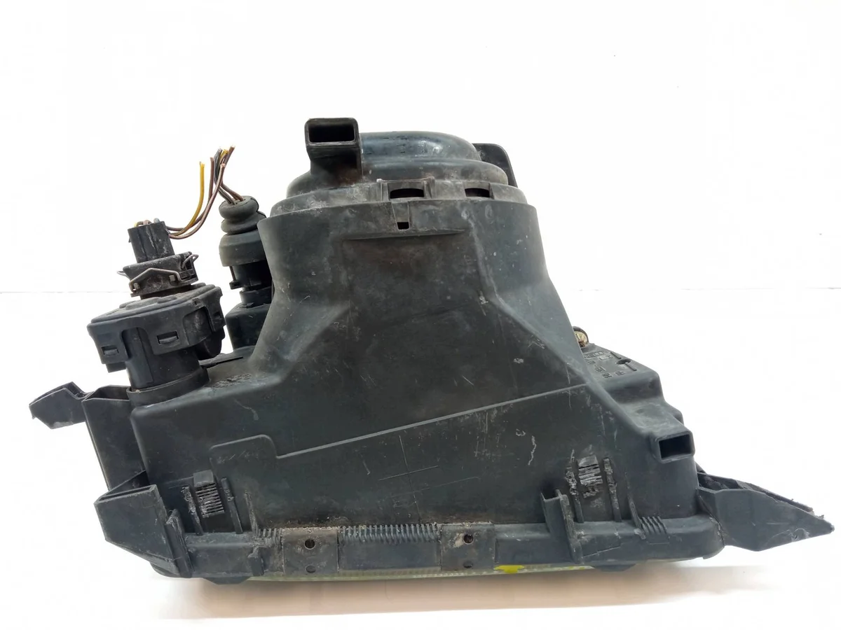 Audi 80 IV B4 Scheinwerfer Links Gebraucht image 4