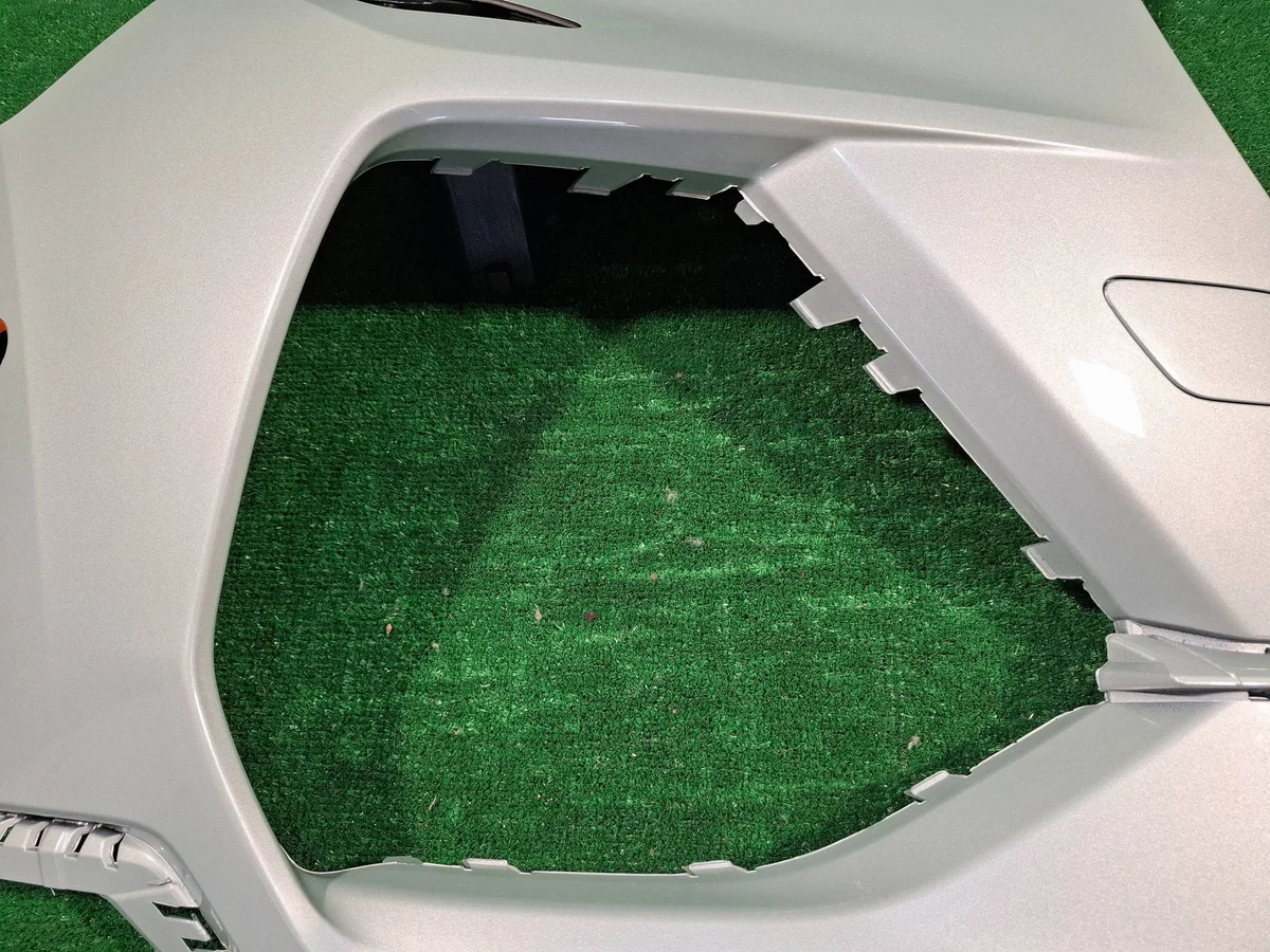 Audi Q3 83A Hoek bumper rechts voor image 8