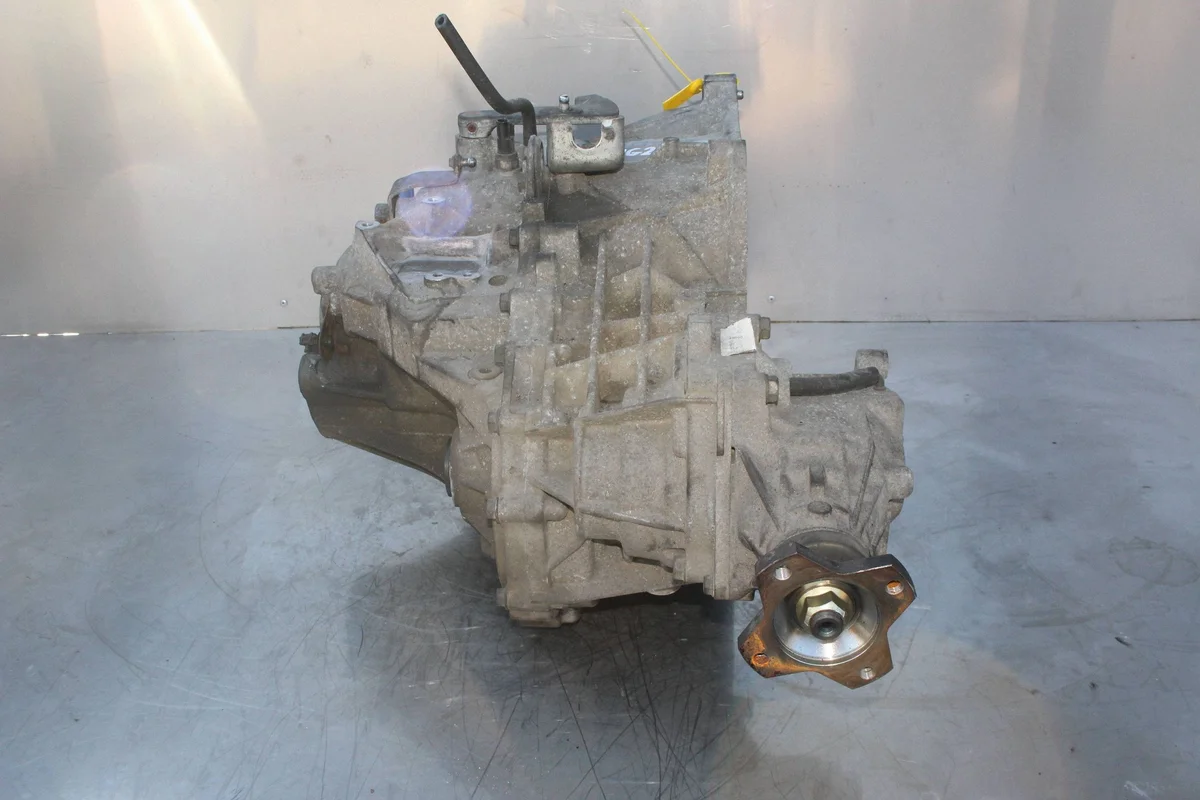 Getriebe Nissan Qashqai J10 2.0 16V JG20CVA image 4