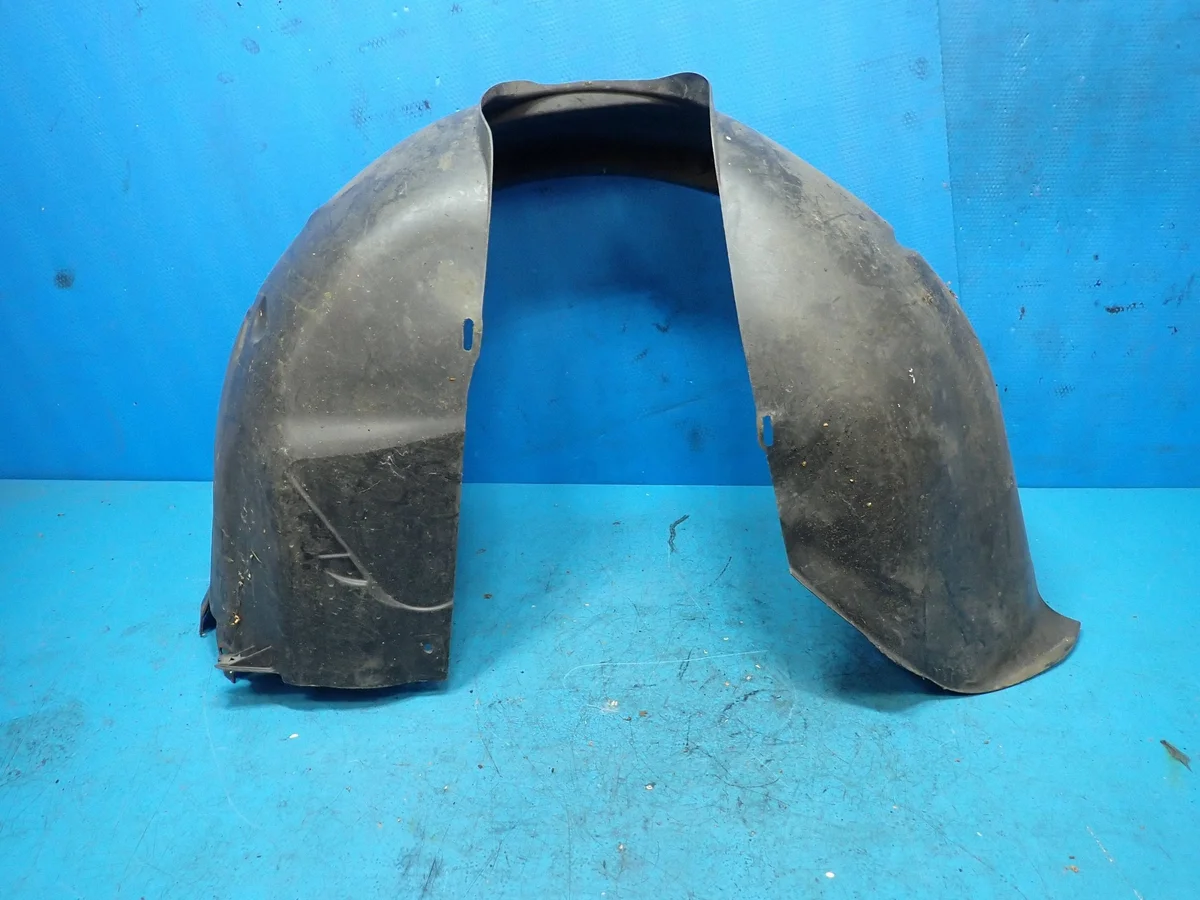 Guardabarros Delantero Derecho Volvo C30 ACP39708