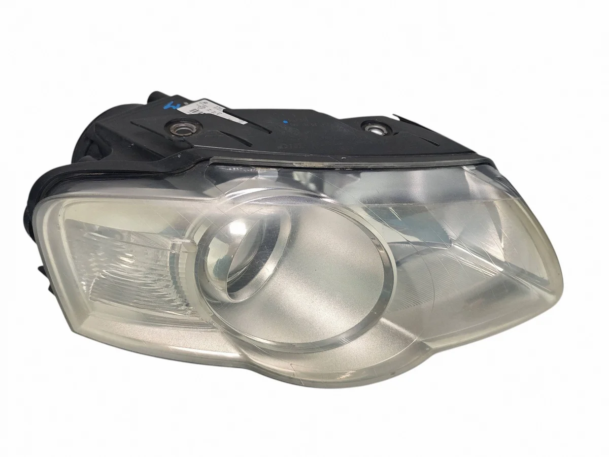 VW Passat B6 Faro Derecho Delantero Usado
