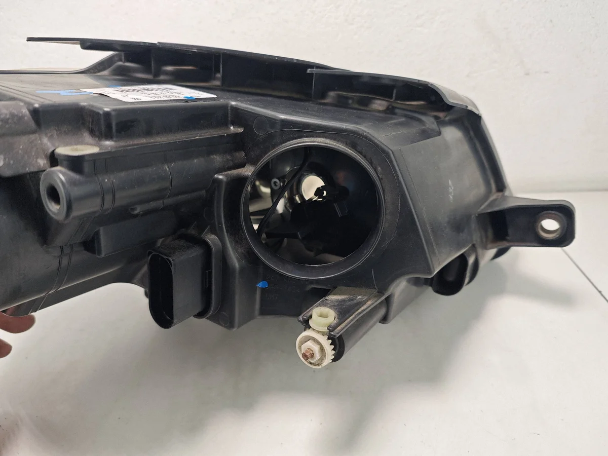 VW Passat B6 Scheinwerfer Links vorne 3C0941005Q image 8