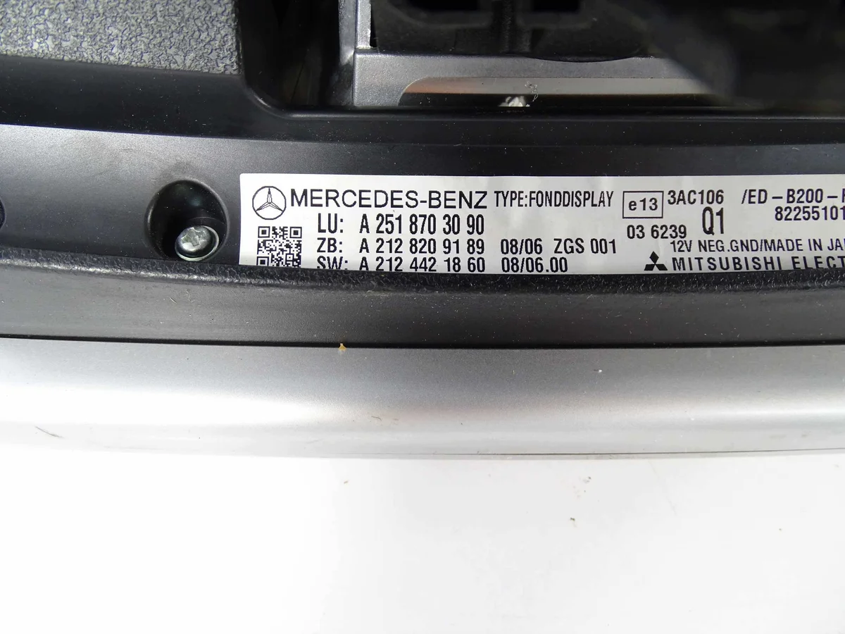Monitores DVD para Mercedes Classe R W251 image 9