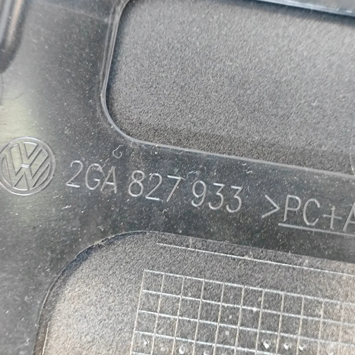 Bagagerumsspoiler VW T-Roc (A11) 2GA827933 image 9