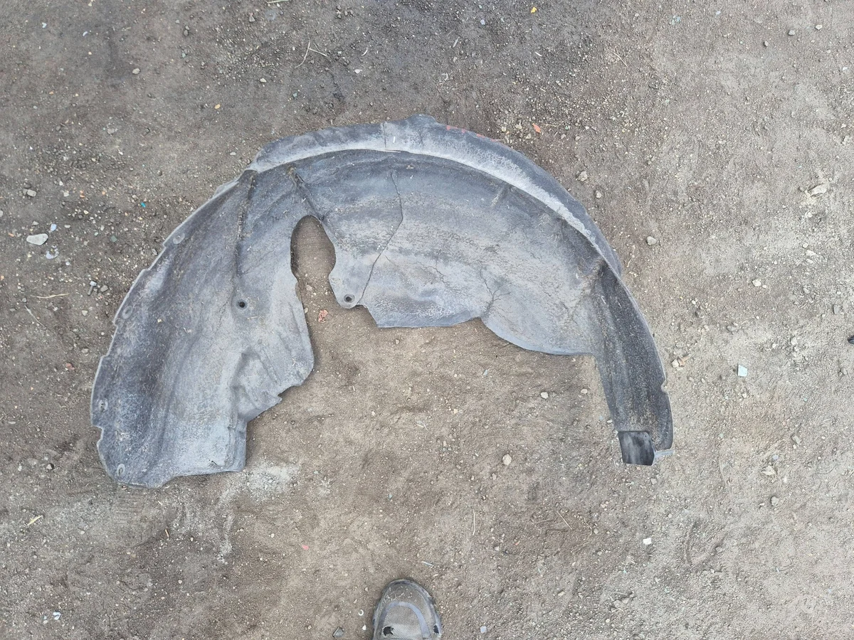 Radkasten hinten rechts Mercedes B-Klasse W247