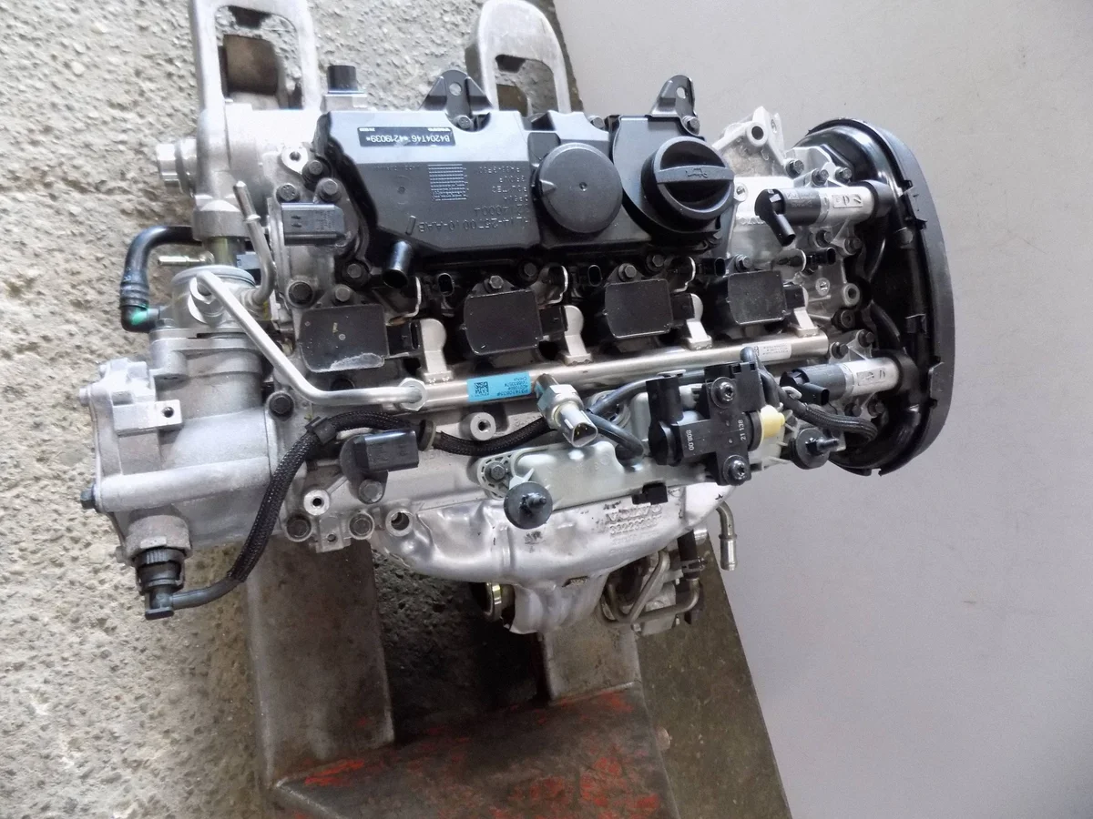VOLVO V60 II S60 III T6 T8 B4204T46 Motor image 7