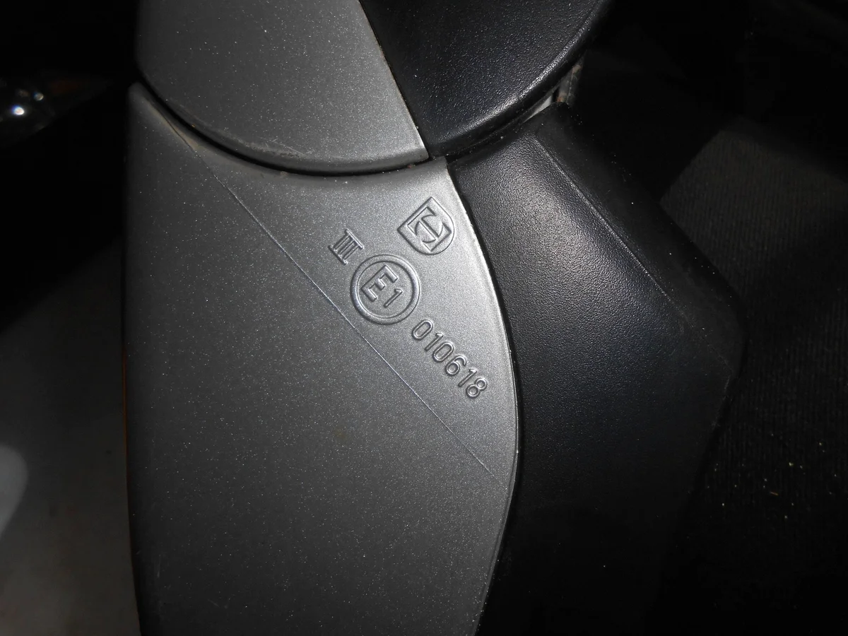 Opel Omega B peili oikea 5 pin E1010618 image 4