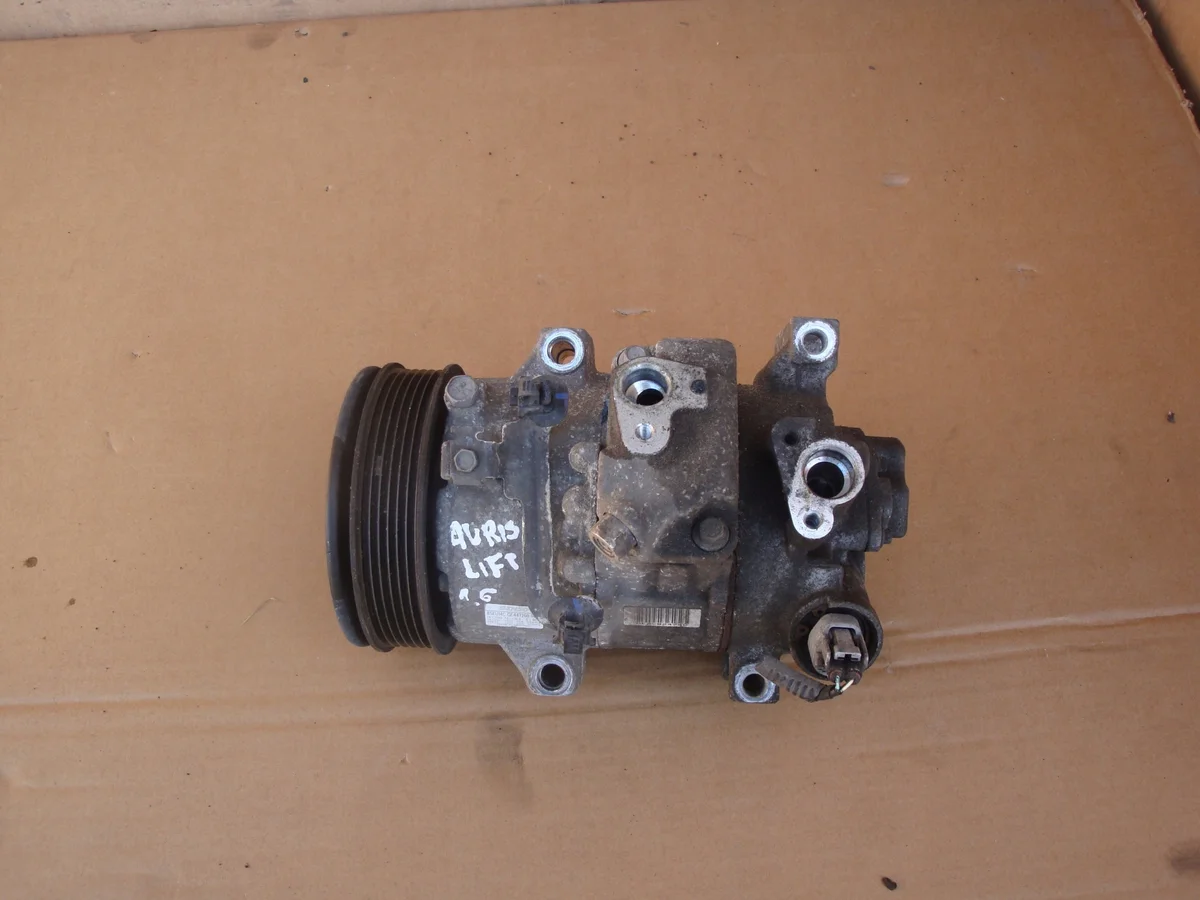 Toyota AC Compressor 447260-1495 Used