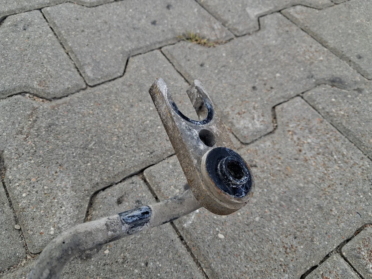Klimaanlagenleitung Renault Gama D Wide Volvo FL image 3
