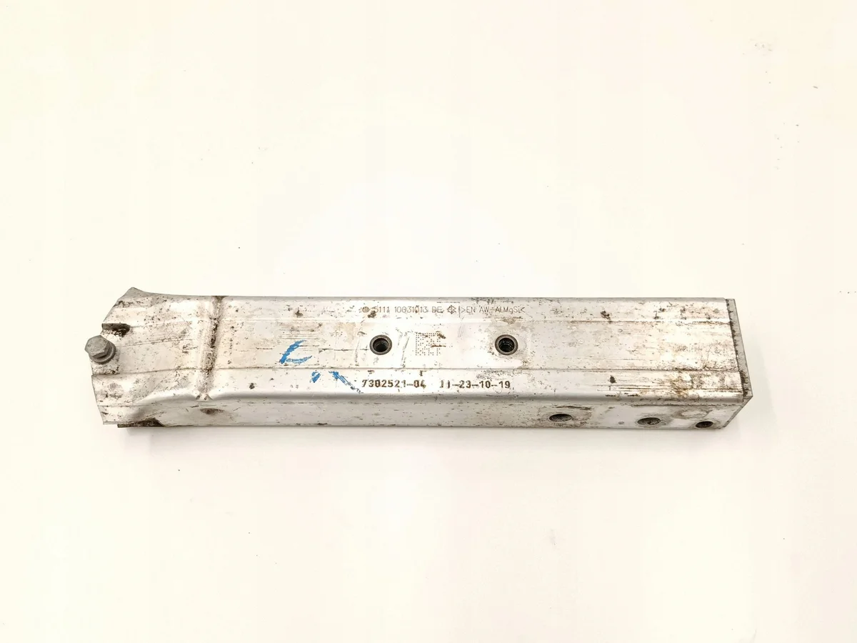 BMW 2 F45 etutukivarsi vasen 7302521