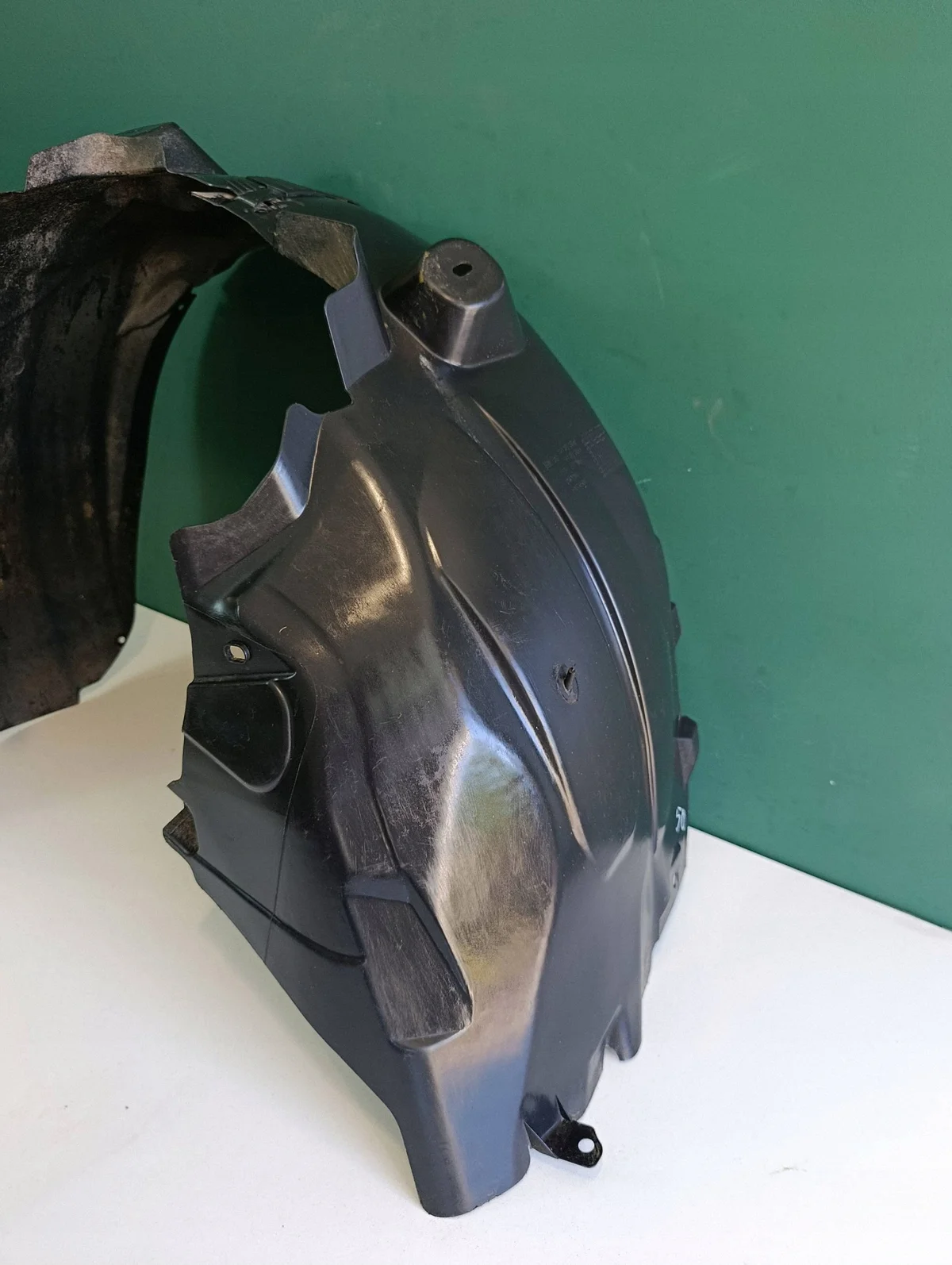 Opel Corsa D höger framskärm 13187357 image 5